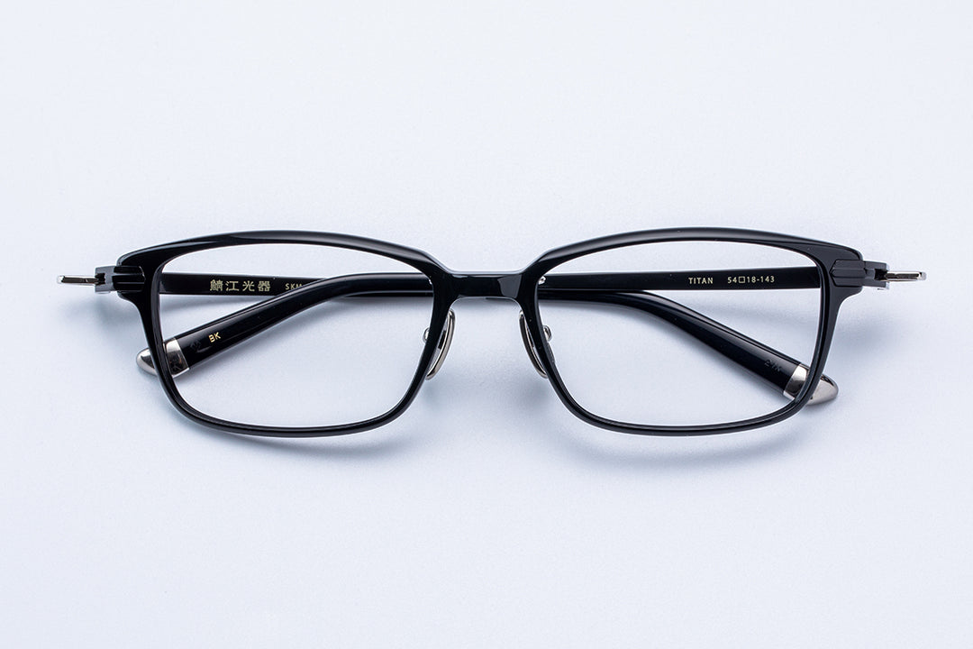 EC___SKM03_BK_1_f30b8720-478c-